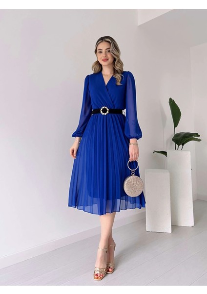 Munn Collection Kadın Şifon Kumaş Astalı Kloş Kesim Kruvaze Yaka Midi Boy Elbise