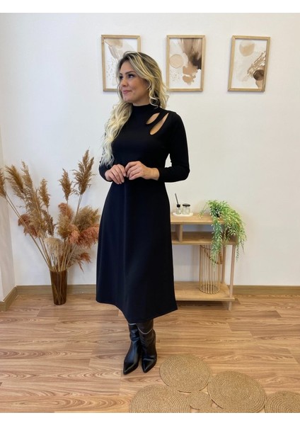 Munn Collection Kadın Uzun Kollu Balıkçı Yaka Omuzda Damla Detaylı Yırtmaçlı Krep Midi Elbise