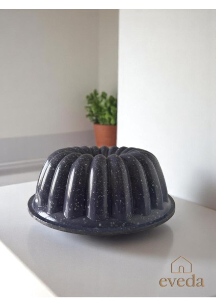 Döküm Sık Dilimli Kek Kalıbı 26 cm Mor