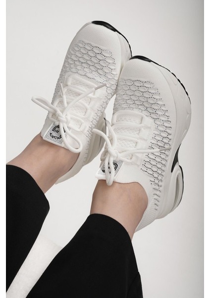 Loretta Guja Ithal Özel Seri Içten Gizli Dolgu Taş Detaylı Triko Kadın Spor Ayakkabı Beyaz fiyatları