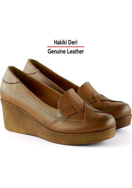 Shay Exclusive Taba Hakiki Deri Çapraz Bant Detaylı İşlemeli Dolgu Topuklu Günlük Ayakkabı