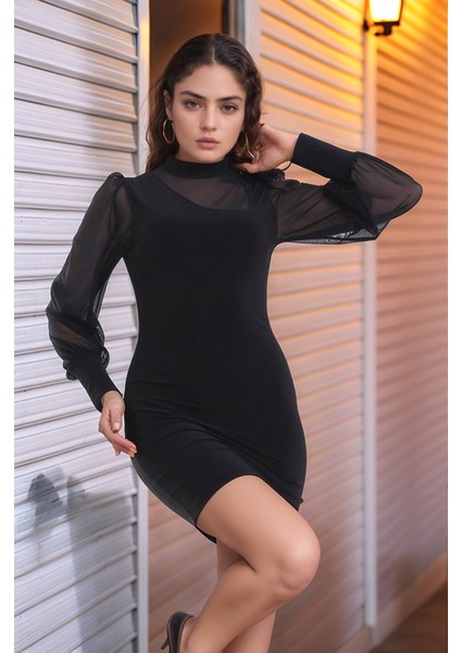 Munn Collection Kadın Balıkçı Yaka Transparan Detay Fırsat Ürün Sandy Kumaş Mini Elbise