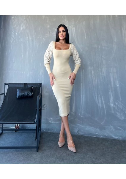 Munn Collection Kadın Kare Yaka Kolları Manşet ve Tül Detay Fırsat Ürün Midi Boy Elbise