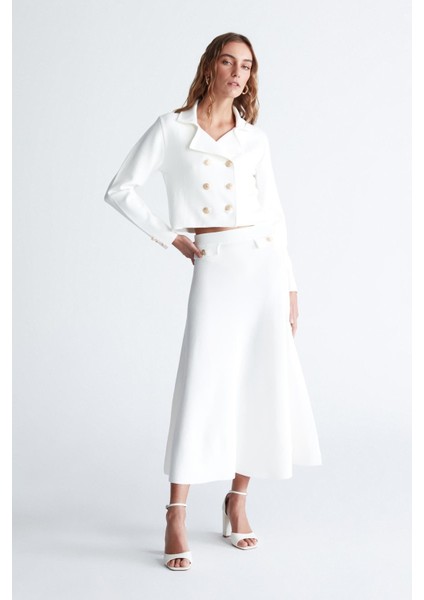 Styleboom x Peraluna Kathy Blazer Çelik Örgü Crop Kruvaze Blazer Kadın Triko Ceket - Ekru
