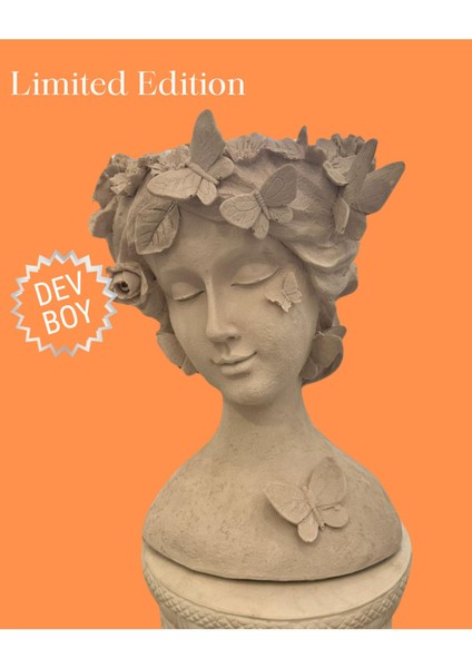 Fu Glowıs - Limited Edition, Dev Boy Kelebekli Tanrıça Figürlü Dekoratif Objede Amber Kokulu Mum - Özel Döküm