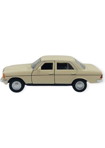 Çek Bırak Araba 1:32 Mercedes Benz W3 - 43686 - Beyaz indirimleri