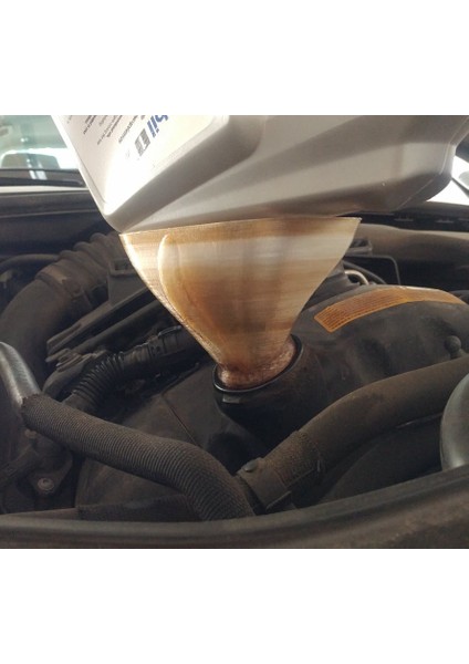 Bmw N55 Için Yağ Doldurma Kilitleme Hunisi (Plastik Aparattır!!!) modelleri