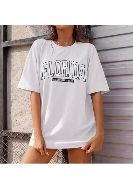 Kadın Bisiklet Yaka Baskılı T-Shirt - Beyaz
