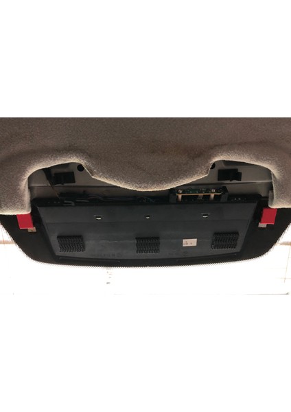 E46 Iç Üçüncü Fren Lambası Klipsi (Plastik Aparattır!!!) modelleri