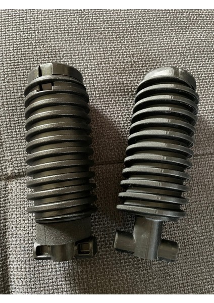 Vag Bölüm 5Q0803899 - Yedek Lastik Tutucu (Plastik Aparattır!!!)