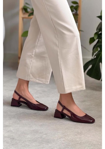Ursa Yan ve Arka Açık Kadın Ayakkabı Bordo fırsatları