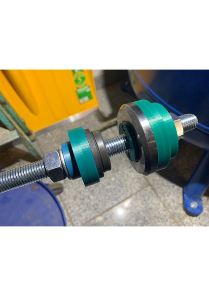 Vespa Direksiyon Yatak Aracı (Direksiyon Başı Yatak Besleme Aracı) (Plastik Aparattır!!!) fiyatları