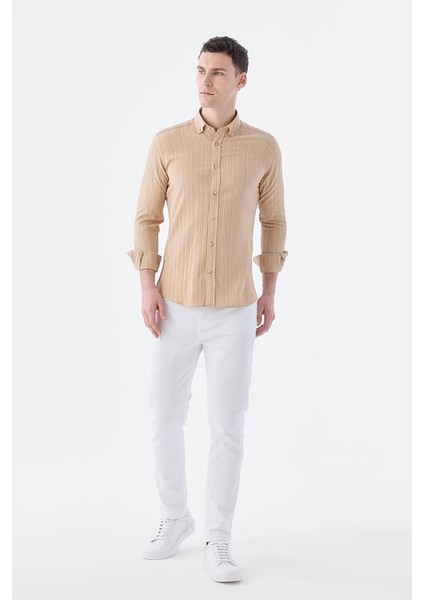 Bej Slim Fit Yaka Düğmeli Gömlek fiyatları