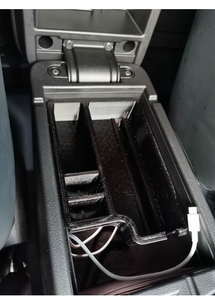 Mitsubishi Outlander Center Konsol Tepsisi (Plastik Aparattır!!!)