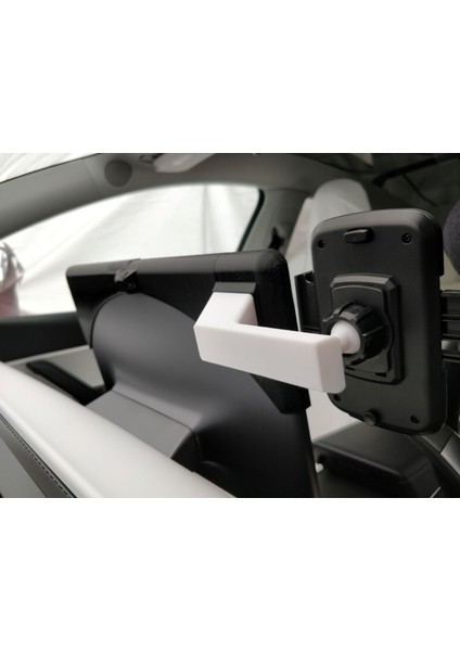 Tesla Model 3 Model Y Merkez Konsolu Telefon Montajı V2 (Plastik Aparattır!!!)