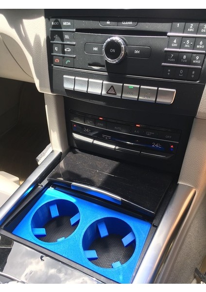 Mercedes E200 (2016 Yılı) Bardaklık (Plastik Aparattır!!!)