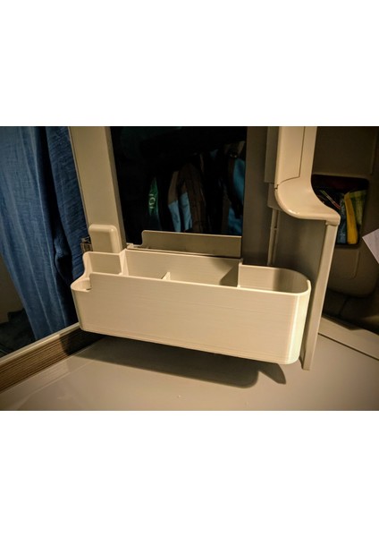 Vw California T6 Gardırop Kapı Tepsisi (Plastik Aparattır!!!) indirimleri