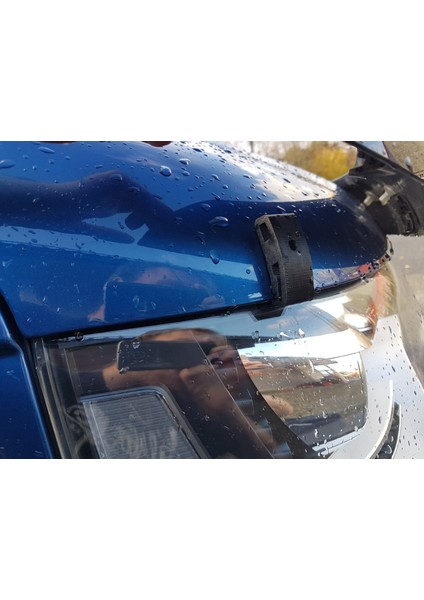 Vw T5 Bonnet Rüzgar Döküm Klibi (Plastik Aparattır!!!)