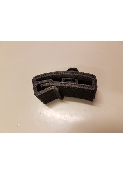 Vw T5 Bonnet Rüzgar Döküm Klibi (Plastik Aparattır!!!)