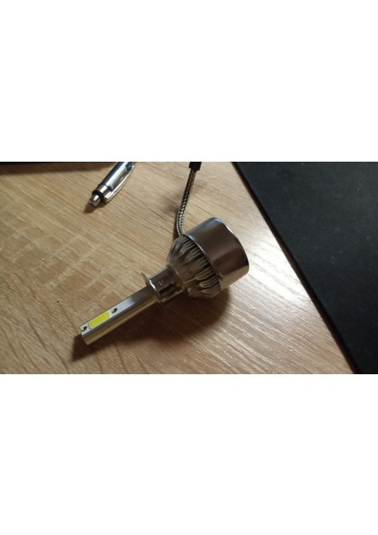 Mazda 323 C Ba LED Lamba Adaptörü (Plastik Aparattır!!!)