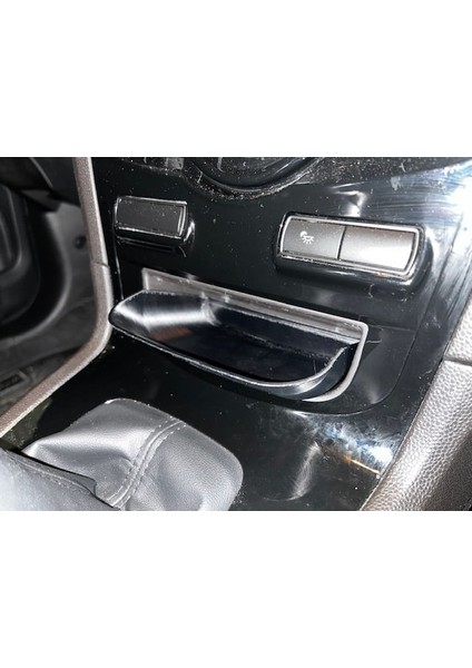 Ford Fiesta Cubby Tepsisi (Plastik Aparattır!!!)