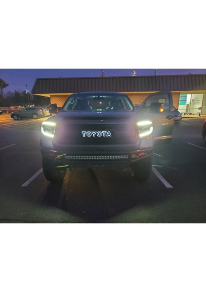 Toyota Tundra Trd Pro Grille Geri Işık Harfleri (Plastik Aparattır!!!) fiyatları