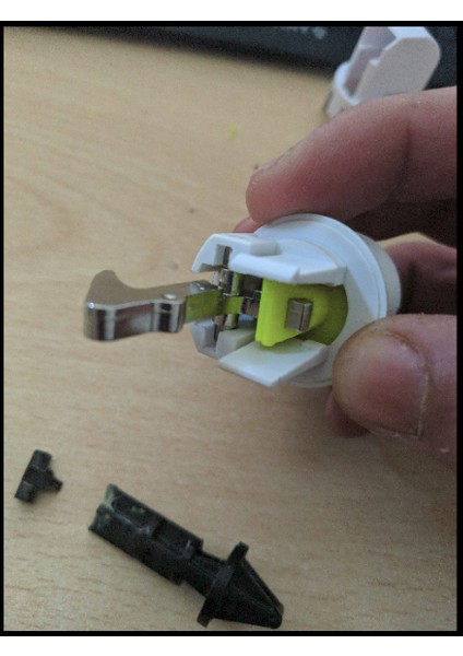 Dometıc RML9330 Buzdolabı Kapısı Kilidi (Plastik Aparattır!!!) fırsatları