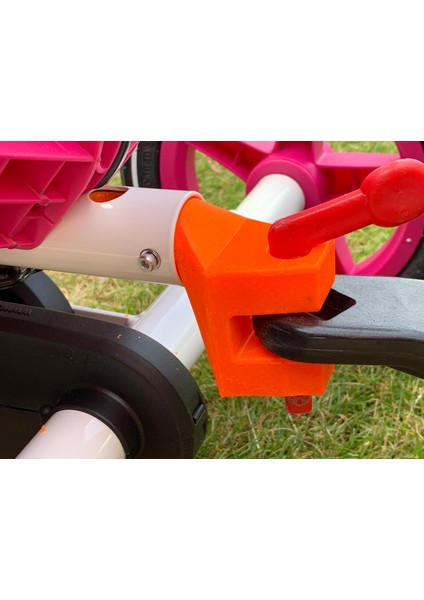 Berg Buddy Gokart Römork Kaplini / Konektörü - Rolly Toys Uyumlu (Plastik Aparattır!!!)