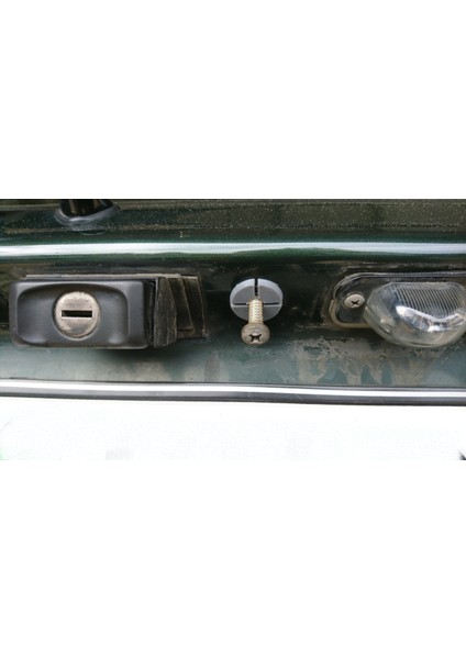 Golf Mk2 Bagaj Kapağı Tutma Dübeli (Plastik Aparattır!!!)