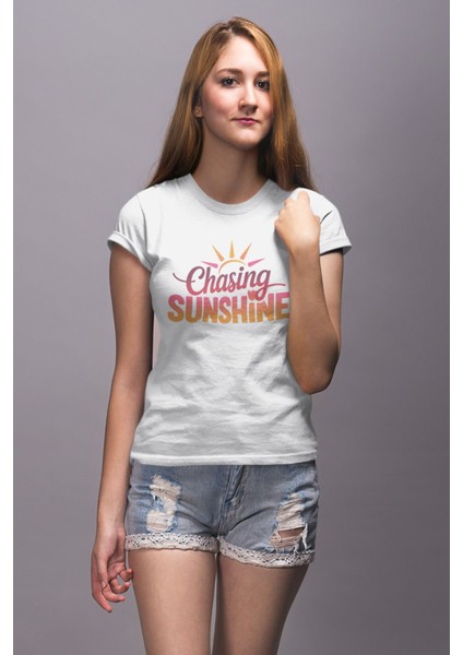 Chasing Sunshine Baskılı Yaz Temalı Unisex Regular Fit Pamuklu Beyaz Tişört