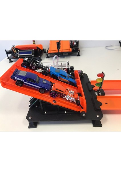 Playrobotics Için 4 Araç Rampası Hot Wheels Arabaları Için Akıllı Yarış Pisti (Plastik Aparattır!!!)
