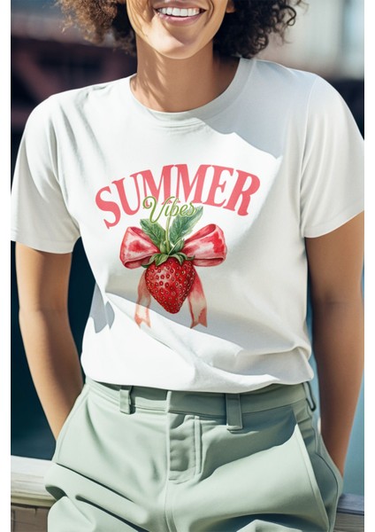 Summer Vibes Çilek Baskılı Yaz Temalı Unisex Regular Fit Pamuklu Beyaz Tişört