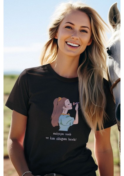 Kim Olduğunu Hatırla Baskılı Eğlenceli Hediyelik Kadın T-Shirt