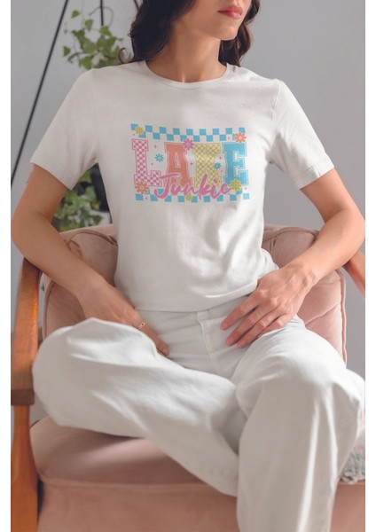 Lake Junkie Baskılıyaz Temalı Unisex Regular Fit Pamuklu Beyaz Tişört