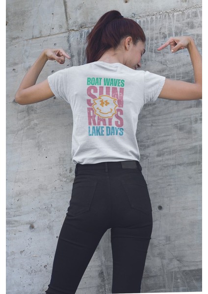 Sırt Baskılı Boat Waves Sun Rays Lake Days Baskılı Unisex Regular Fit Pamuklu Beyaz Tişört