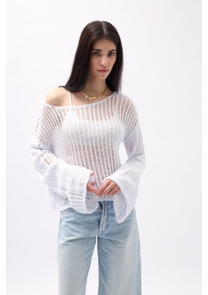 Munn Collection Kayık Yaka Ajurlu Bluz