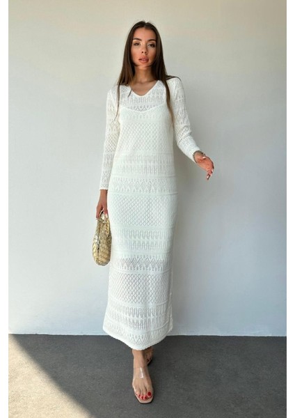 Beyaz Astarlı Triko Elbise indirimleri