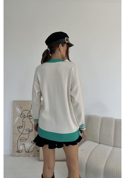 Yeşil Yaka ve Manşet Garnili Triko Kazak fırsatları