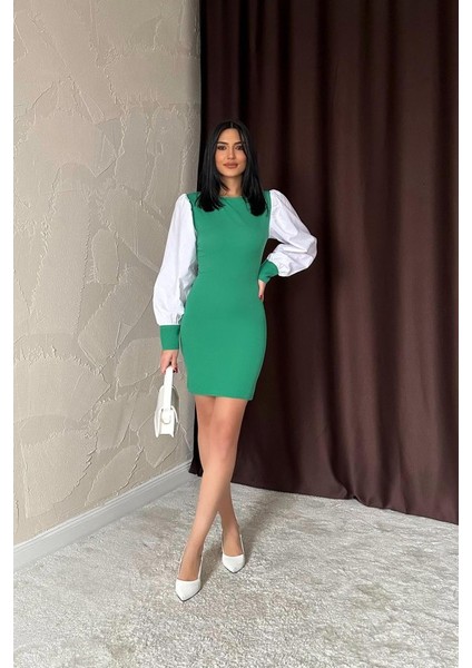 Zümrüt Kolu Dakron Atlas Elbise