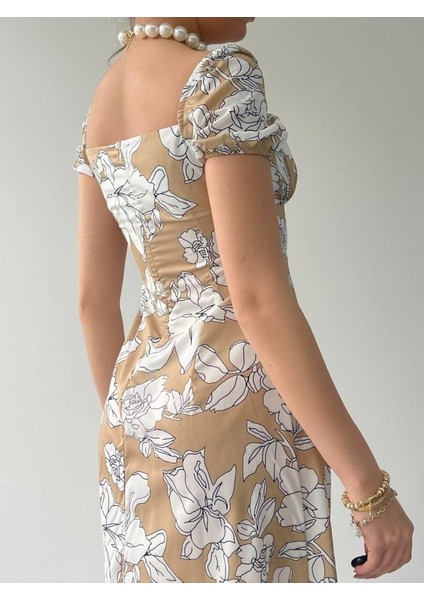 Kare Yaka Çiçekli Elbise indirimleri