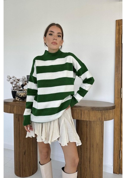 Yeşil Çizgili Triko Kazak