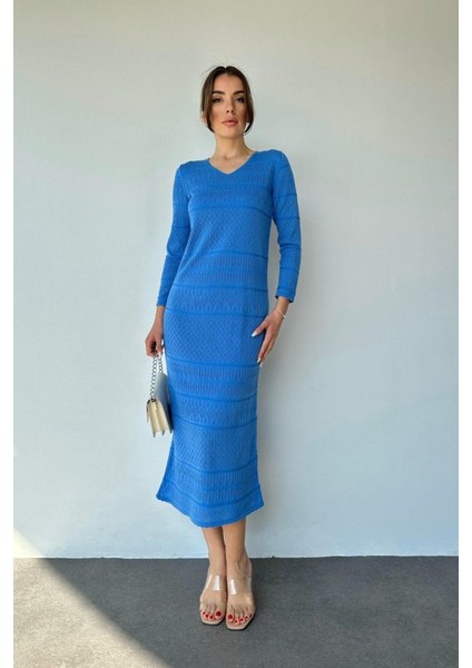 Mavi Astarlı Triko Elbise