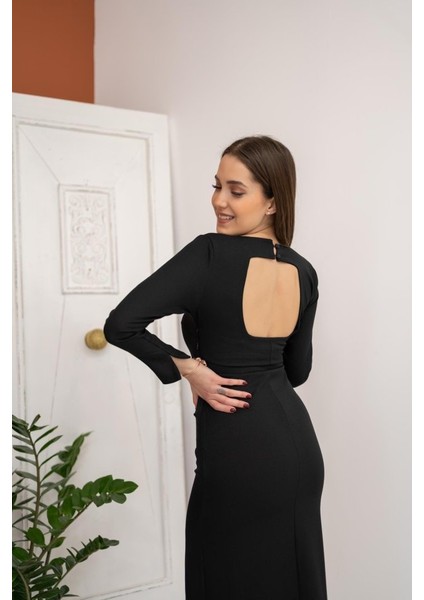 Siyah Yırtmaçlı Krep Elbise fırsatları