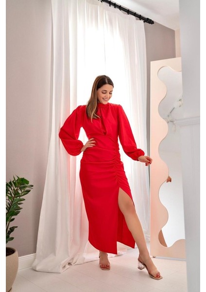 Kırmızı Önü Büzgülü Eteği Yırtmaçlı Elbise fiyatları