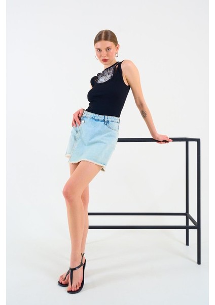 Munn Collection Içi Baskılı Halter Yaka Kaşkorse Atlet - Siyah