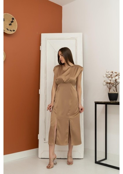 Vizon Eteği Yırtmaçlı Helen Elbise