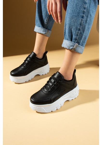 Yüksek Taban Bağcıklı Kadın Sneaker 54-0142-24BYAZ