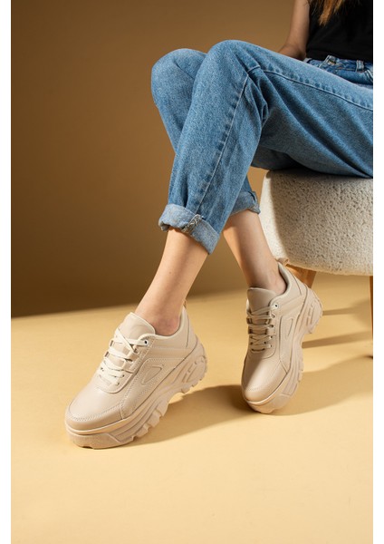 Yüksek Taban Bağcıklı Kadın Sneaker 54-0142-24 fiyatları
