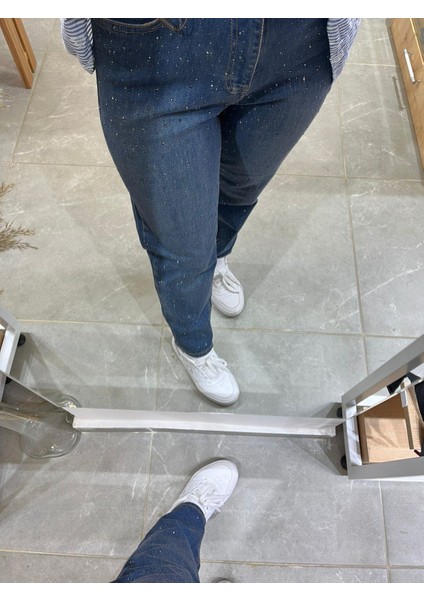 Mom Jeans Damla Taş Işlemeli Kot Pantolon Açık Mavi 0291 modelleri