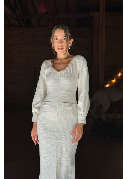 Ekru Geniş Boğazlı Elbise modelleri